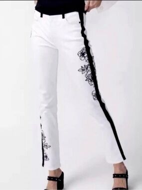 White House Black Market White High-Rise Garment